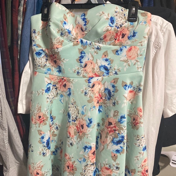 Emerald Sundae Dresses & Skirts - Women’s dress size 10
